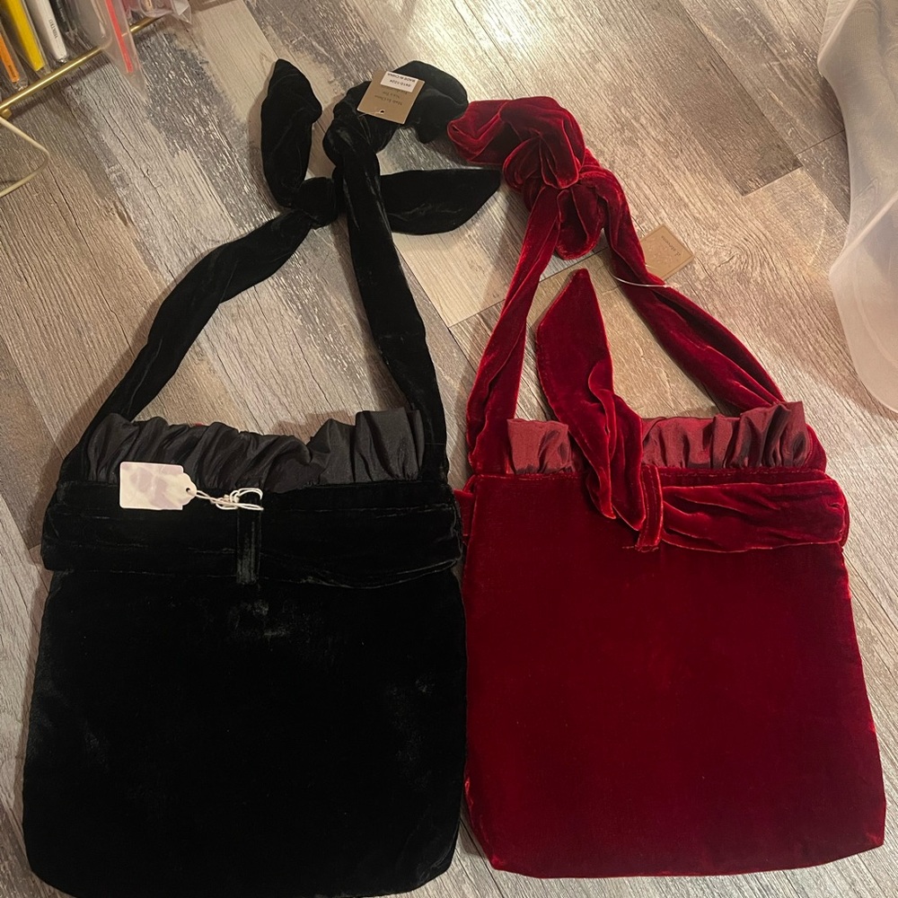 GOTHIC Velvet Bag Set - Black and Red